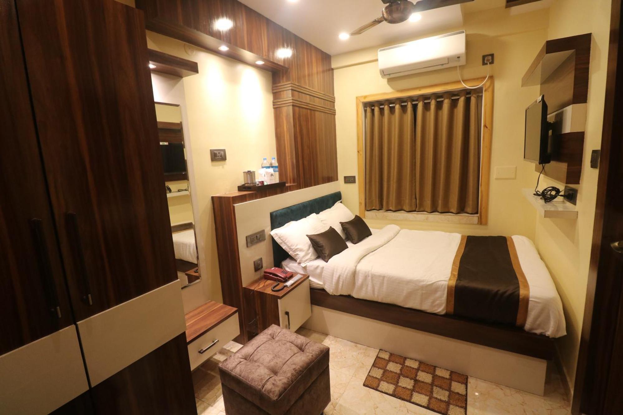 Mohar Residency Hotel Kolkata Bagian luar foto